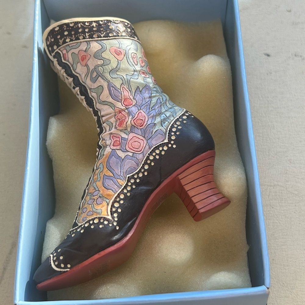 Just The Right Shoe Deco Boot Item 25015